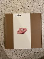 Ikea x Gustaf Westman STRÅLA Lamp - Nieuw!, Ophalen of Verzenden, Nieuw, Kunststof, Minder dan 50 cm