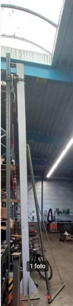 Kolomzwenkkraan 4,5 meter hoog, Doe-het-zelf en Verbouw, Ophalen, Gebruikt, Elektrisch