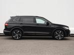 Volkswagen Tiguan Allspace 1.5 TSI R-Line 150 pk DSG | Wegkl, Auto's, Volkswagen, Stof, Euro 6, 150 pk, Zwart