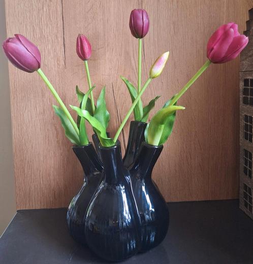 Nieuwe paarse tulpen, Huis en Inrichting, Woonaccessoires | Kunstplanten en Kunstbloemen, Nieuw, Binnen, Ophalen of Verzenden