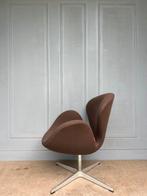 Fritz Hansen Swan Chairs door Arne Jacobsen, Huis en Inrichting, Minder dan 75 cm, Stof, Ophalen of Verzenden, Zo goed als nieuw