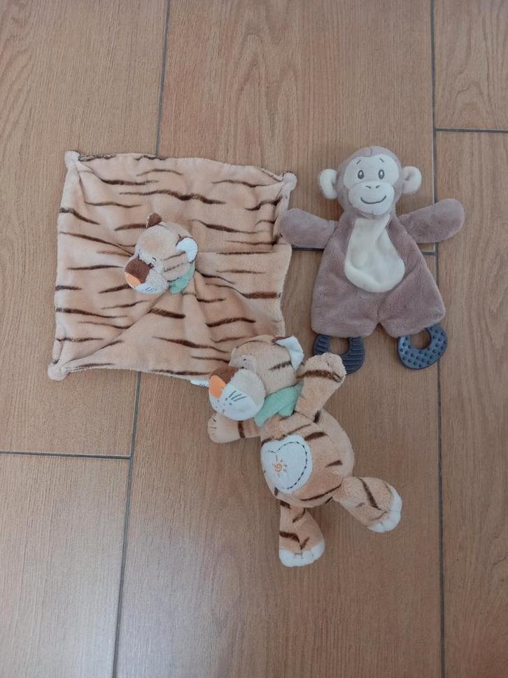 Knuffels - Tijger, Aap, Knuffeldoekje, Kinderen en Baby's, Speelgoed | Knuffels en Pluche, Ophalen of Verzenden