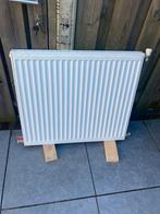 Radiator, Doe-het-zelf en Verbouw, Verwarming en Radiatoren, 30 tot 80 cm, Radiator, Ophalen of Verzenden, Zo goed als nieuw