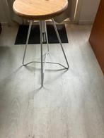 krukje verstelbaar 50 to ong 65 cm hoog, Ophalen, In hoogte verstelbaar, Zo goed als nieuw, Hout