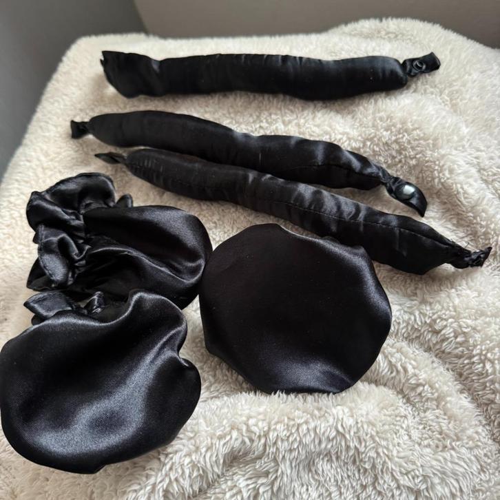 Heatless Curl Set 3 stuks van Satijn, Sieraden, Tassen en Uiterlijk, Uiterlijk | Haarverzorging, Nieuw, Overige typen, Ophalen of Verzenden