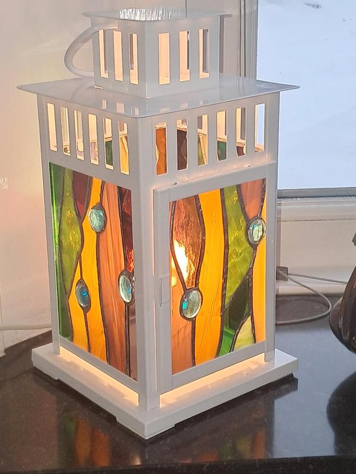 Sfeervol en uniek Tiffany tafellamp ke, Huis en Inrichting, Lampen | Tafellampen, Nieuw, Minder dan 50 cm, Glas, Ophalen of Verzenden