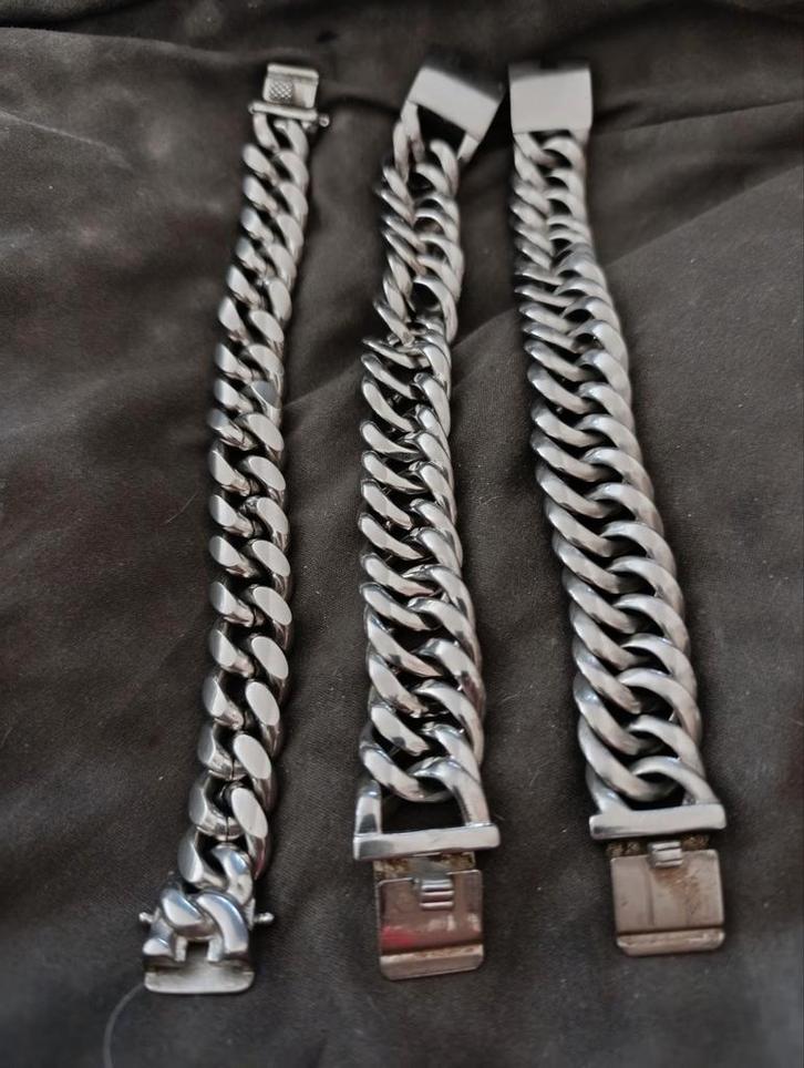 Mooie heren armbanden edelstaal., Sieraden, Tassen en Uiterlijk, Armbanden, Zo goed als nieuw, Staal, Zilver, Ophalen of Verzenden