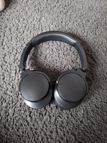 Hema draadloze koptelefoon met noise cancelling

 beschikbaar voor biedingen