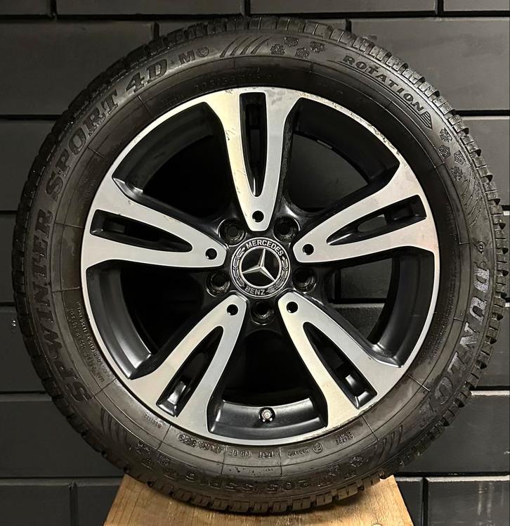 Mercedes -Benz A klasse winterset banden zeer goed, Auto-onderdelen, Banden en Velgen, Banden en Velgen, Winterbanden, 16 inch
