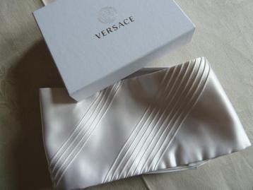 Gianni Versace brede wit zijden ceintuur, cumberband, nieuw beschikbaar voor biedingen