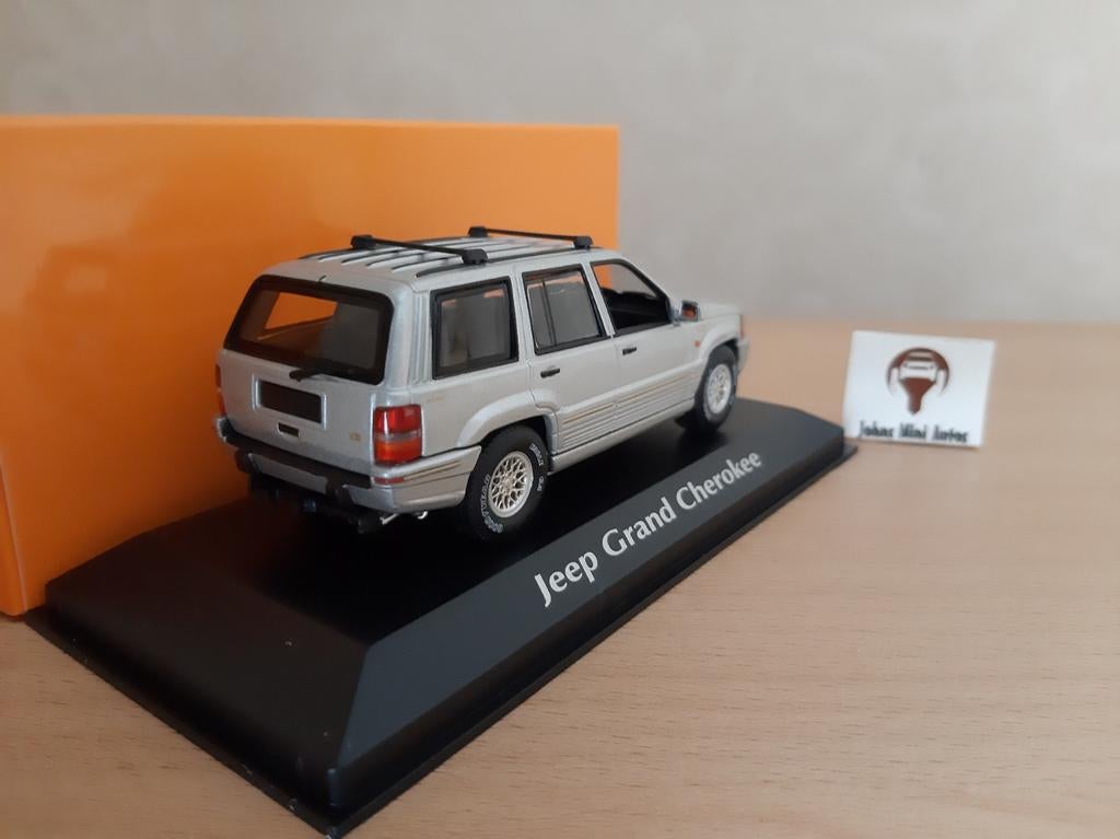 Jeep Grand Cherokee zilvermetallic 1995 van Maxichamps 1:43, Hobby en Vrije tijd, Overige merken, Auto, Nieuw, Ophalen of Verzenden