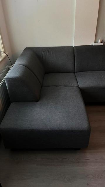 Bank beschikbaar voor biedingen