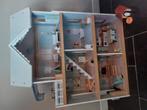 Houten poppenhuis, Ophalen, Zo goed als nieuw
