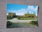 Herwijnen, geref. kerk/auto 1978, Verzamelen, Ansichtkaarten | Nederland, Verzenden, 1960 tot 1980, Ongelopen, Noord-Brabant
