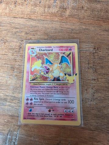 Charizard holo  - 4/102 beschikbaar voor biedingen