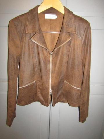 G499 Helena Hart mt XL jasje bruin imitatiesuède suedine  beschikbaar voor biedingen