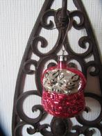 Oude kerstbal ornament; kitten in basket, Ophalen of Verzenden