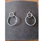 1 paar zilver/blauw/kleur grote dubbele hoepel oorbellen, Overige materialen, Hangers, Blauw, Ophalen of Verzenden