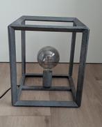 Industriële tafellamp met metalen frame, Huis en Inrichting, Lampen | Tafellampen, Gebruikt, Ophalen of Verzenden, Metaal, Minder dan 50 cm