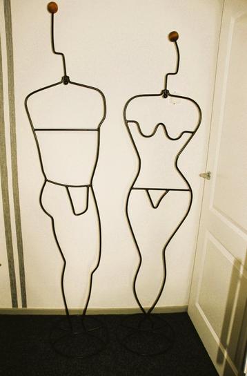 HÄPEN- Dressman en Dressgirl jaren '80 IKEA beschikbaar voor biedingen