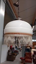 Vintage hanglamp met glazen kap en kralen, Ophalen, Gebruikt, Vintage, Glas