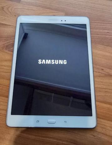 Tablet Samsung Galaxy Tab A (SM T-550) beschikbaar voor biedingen