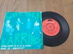 VINYL SINGLE   GOLDEN EARRINGS  1968, Ophalen of Verzenden, Zo goed als nieuw