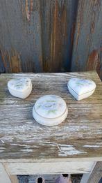 3x porseleinen bakje met deksel, sieradendoosje. 3A2, Ophalen of Verzenden