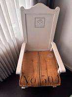 Witte houten stoel met jute zitting, Ophalen, Minder dan 50 cm, Gebruikt, Minder dan 75 cm