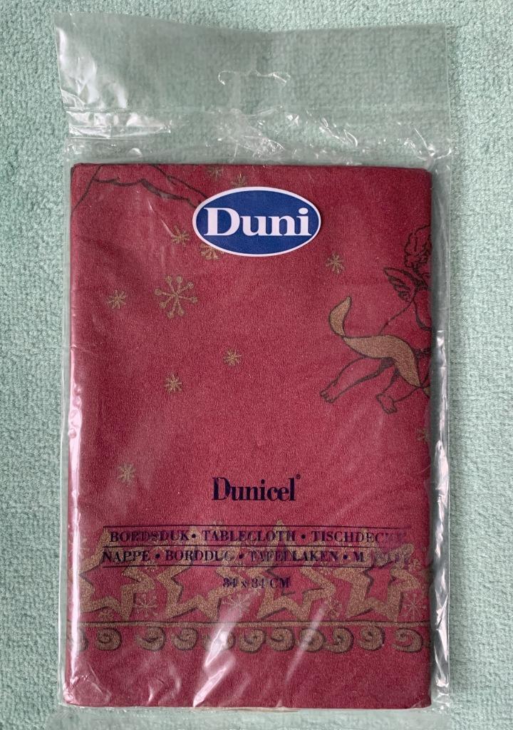 Bordeaux rood Tafellaken 84x84 cm DUNI papier Engel KERST, Diversen, Kerst, Nieuw, Ophalen of Verzenden