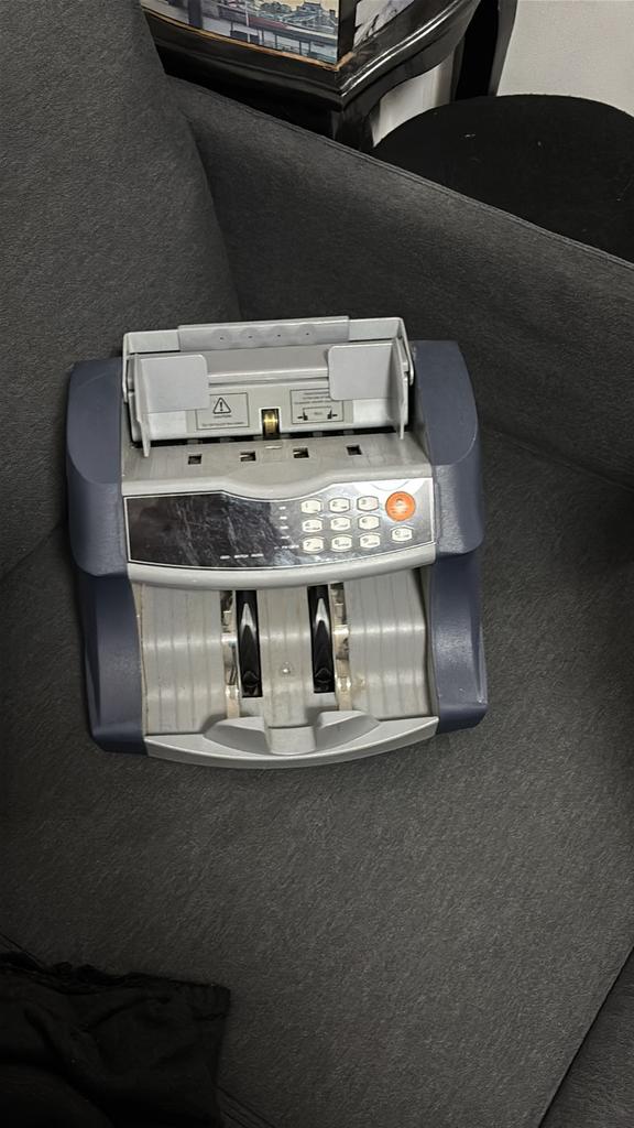 Bill counter Biljettenteller / Geldtelmachine - 24V 2.5A, Computers en Software, Scanners, Zo goed als nieuw, Ophalen of Verzenden