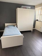 Kidsmill complete kinderkamer 3deurs kast, bed, bureau,, Ophalen, Zo goed als nieuw, Jongetje of Meisje