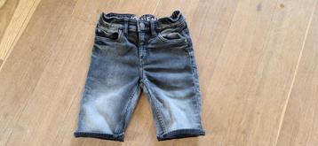 Jongens korte broek jeans maat 134 beschikbaar voor biedingen
