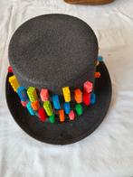 Carnaval zwarte hoed met kleurrijke blokken, Ophalen of Verzenden, Gebruikt, Zwart, Overige typen
