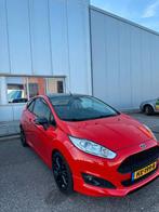 Ford Fiësta 1.0 Ecoboost, Titanium 103KW/140PK 3D 2016 Rood, Auto's, Voorwielaandrijving, 15 km/l, 540 kg, Handgeschakeld