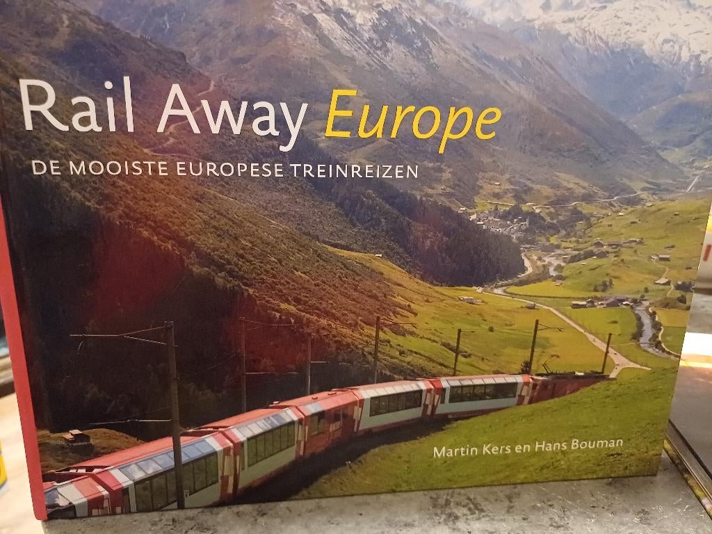 RAIL AWAY EUROPE, Boeken, Ophalen of Verzenden, 14e eeuw of eerder, Zo goed als nieuw, Europa