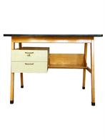 Vintage houten bureau met formica / midcentury /50s - 60s, Huis en Inrichting, Gebruikt, Ophalen, Bureau