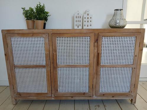 Rotan/webbing dressoir, Huis en Inrichting, Kasten | Dressoirs, Zo goed als nieuw, 25 tot 50 cm, Ophalen
