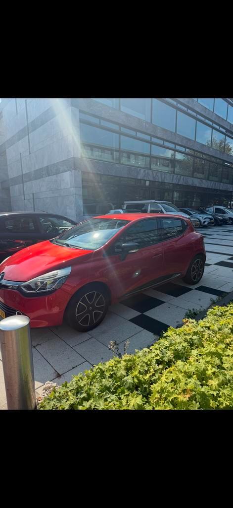 Renault Clio 0.9 TCE 66KW 5-DRS 2014 Rood, Auto's, Renault, Particulier, Clio, Airbags, Airconditioning, Alarm, Bluetooth, Cruise Control