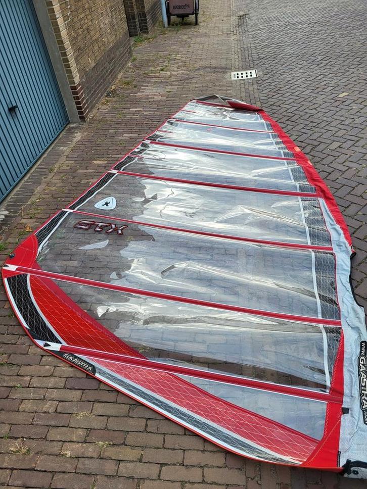 Gaastra GTX 9.8 freerace surfzeil, Watersport en Boten, Windsurfen, Gebruikt, Zeil, 7 m² of meer, Ophalen