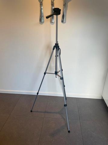 Alpha design statief 2500 beschikbaar voor biedingen