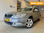 Skoda OCTAVIA 1.2 TSI Elegance AUT GOEDONDERHOUDEN DIST. VER, Auto's, Skoda, Euro 5, Gebruikt, 4 cilinders, Origineel Nederlands