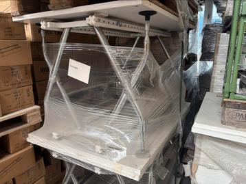 Vitra ad hoc refurbished vergadertafel/bureau frame beschikbaar voor biedingen