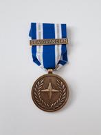 NATO navo medaille onderscheiding Sea GUARDIAN, Verzamelen, Ophalen of Verzenden, Landmacht, Nederland, Lintje, Medaille of Wings