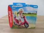 Playmobil 9084 zomers meisje strandmeisje met scooter, Ophalen of Verzenden, Zo goed als nieuw, Complete set