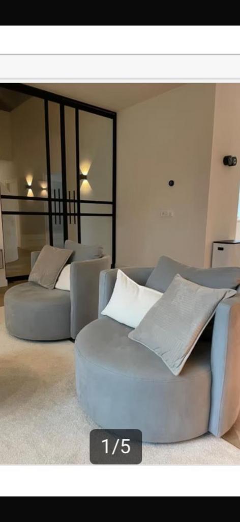 Grijze draai fauteauil van De Toren Breda, Huis en Inrichting, Banken | Complete zithoeken, Zo goed als nieuw, Stof, Ophalen