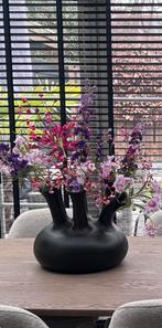 Grote Mooie Toeter Vaas met Boeket - Eyecatcher!, Ophalen, Overige materialen, Zwart, Nieuw