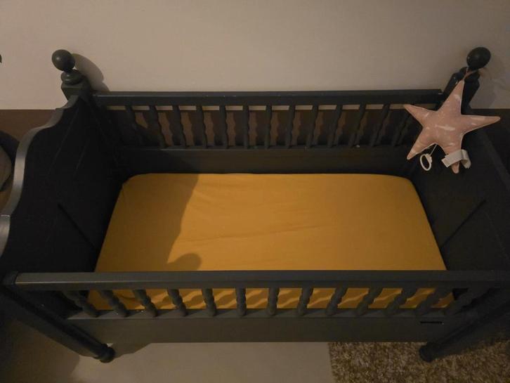 Ledikant cosleeper met uitschuifbaar hek 70x130, Kinderen en Baby's, Babywiegjes en Ledikanten, Gebruikt, Ledikant, Ophalen