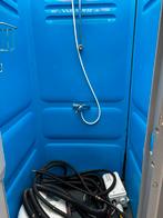 Mobiele douche unit met boiler en sanibroyeur., Ophalen, Zo goed als nieuw