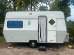 Knaus komfort 415 Caravan met stapelbed, Caravans en Kamperen, 75 kg, Koelkast, Omvormbare zithoek, 750 - 1000 kg